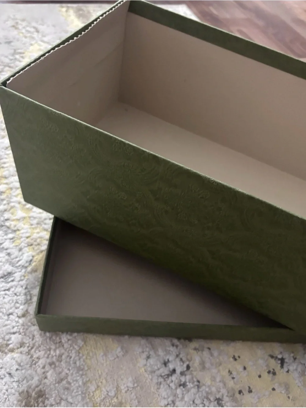 Gucci Empty Green Gift Box 8x14.5x5 Inch